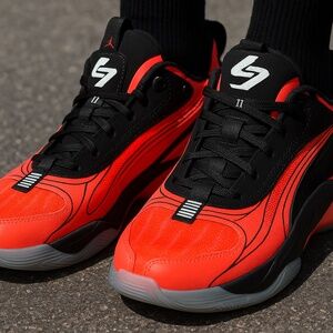 Jordan Zion 2 Basketball Shoes – Big Kids 6.5Y